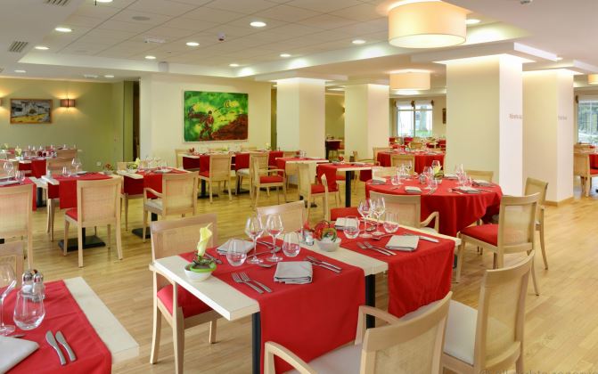 Résidence DOMITYS  Les Falaises Blanches  : Résidence Services Seniors DOMITYS de Bayeux - Restaurant